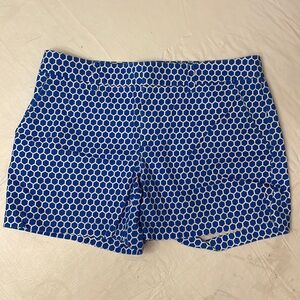 Tommy Hilfiger shorts. Size 6.